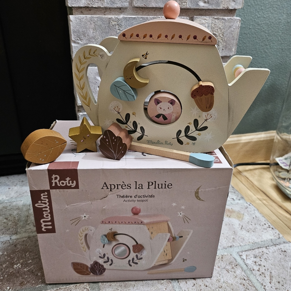 Moulin Roty "Après la Pluie(After the Rain)" Activity Teapot